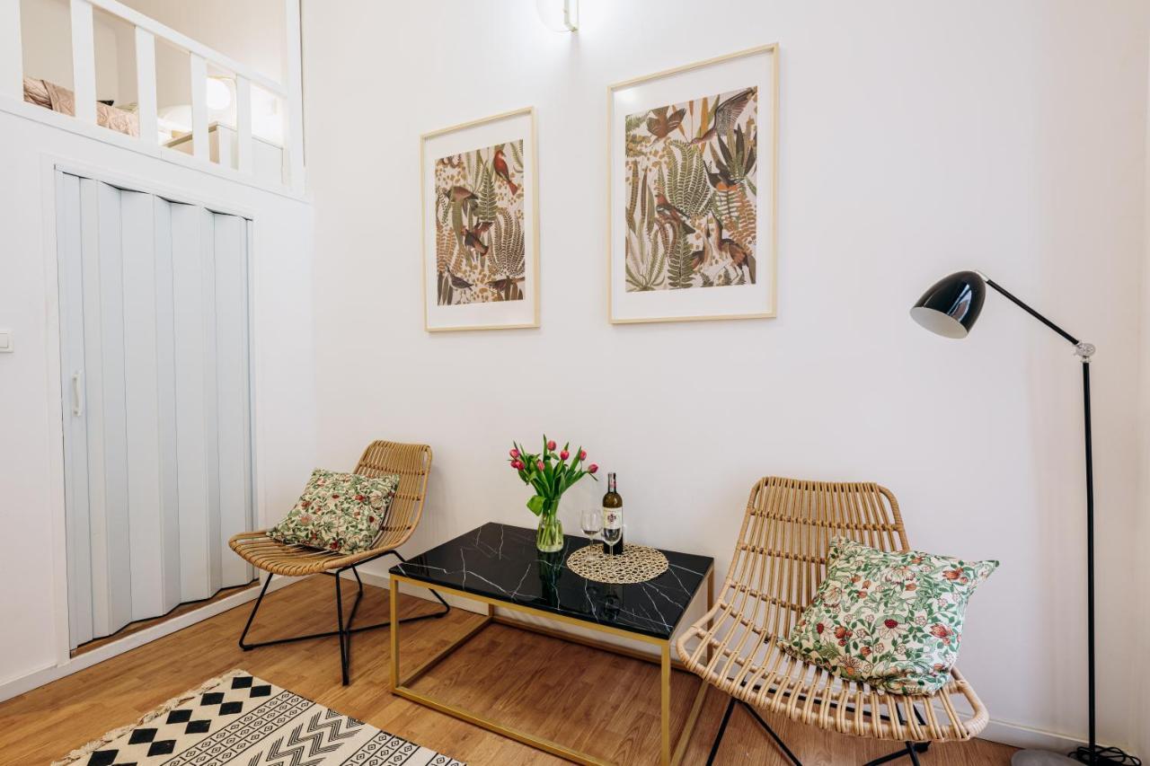 Nest Cosy Apt Old Town & Wawel Hill By Vistula River - By Homelike Cracóvia Exterior foto