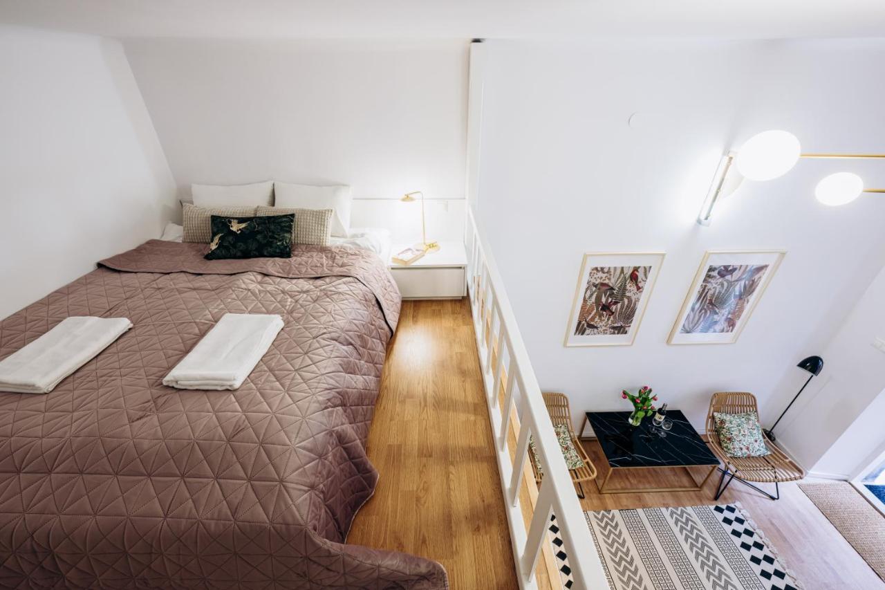 Nest Cosy Apt Old Town & Wawel Hill By Vistula River - By Homelike Cracóvia Exterior foto
